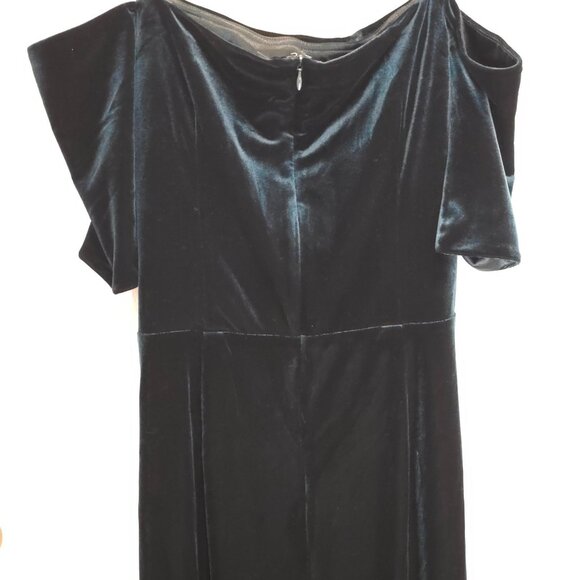 Vince Camuto Off-The-Shoulder Green Velvet Cocktail Dress Size 14 Elegant Evenin - Picture 11 of 16
